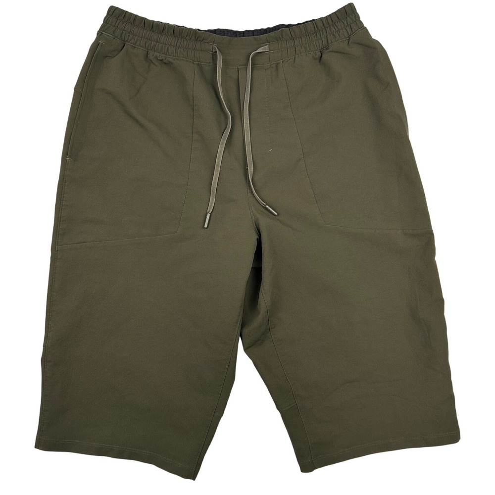 Lululemon Lab Mens Shorts Dark Olive Green Elastic Waist Drawstring Size M